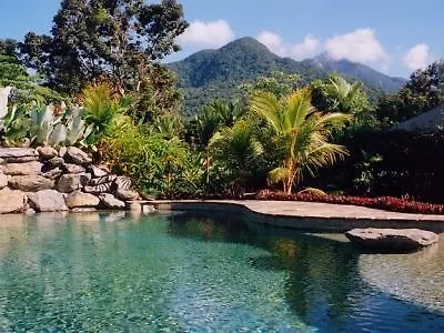 Cockatoo Hill Retreat